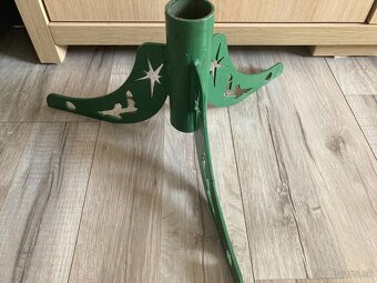 stojan na vianočný stromček - 2