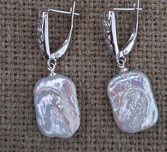 Strieborné náušnice - kultivované keshi perly - 2