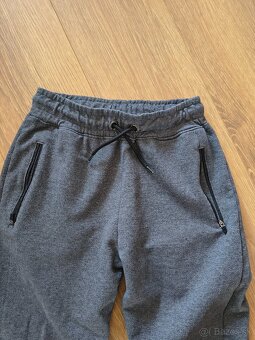 Chlapcenske teplaky - 2