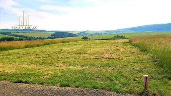 POZEMOK na výstavbu RD 1013 m², HANKOVCE - 2