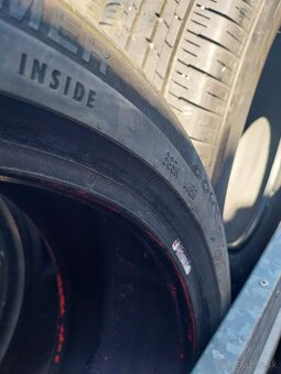 225/40r18 - 2