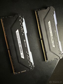 Corsair Vengeance RGB PRO 2x8GB DDR4 3600MHz - 2