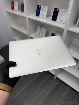 ZÁRUKA 2 ROKY /  Apple MacBook Air 2017 / 13.3" / i5 / 8GB - 2