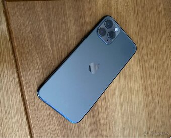 Predám iPhone 11 Pro 64GB - 2