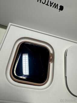 Apple Watch SE Rose Gold - 2