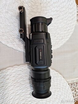 Termovizna predsadka Hikmikro Thunder TE19CR 2.0 - 2
