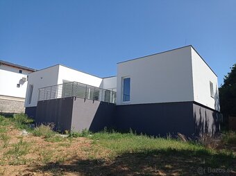 Novostavba moderného rodinného domu Prievidza, sever - 2