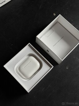 Predam poskodene Apple AirPods Pro - 2