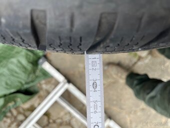 Predám Zimné pneu 225/55 R17 RFT BMW - 2