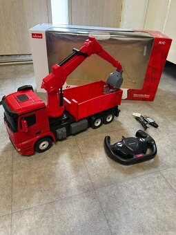 Mercedes nákladné auto RC - 2