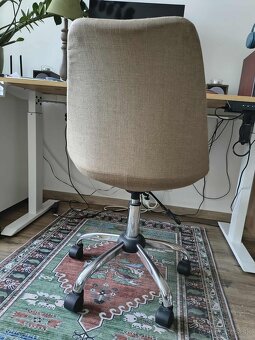 Kancelárska stolička - 2