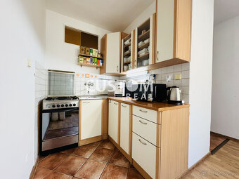 Na prenájom 2 izbový byt s balkónom, Hliny 7 - 2