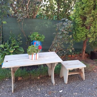 Stara lavica- vodova, - 2