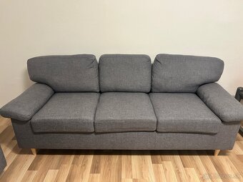 3-miestna sivá sedačka - 2