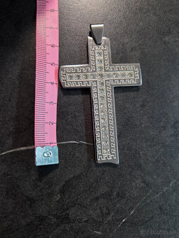 Kriz z chirurgickej ocele - 2