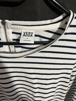 Pásikavé šaty - 2