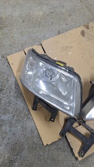 Predne svetla vw trasporter T5 - 2