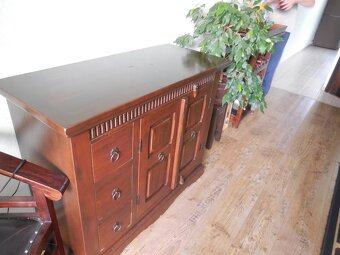 Komoda - 2