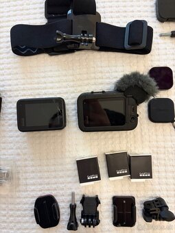 GOPRO 11 + GOPRO 10 + príslušenstvo - 2