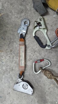 Pracovný postroj - 2