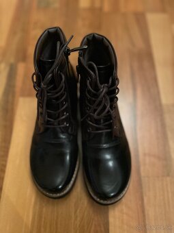 Dámske šnurovacie čižmi - 2