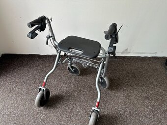 Chodítko pre seniorov - rolátor - 2