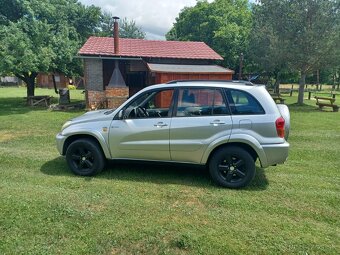 toyota rav4 - 2