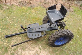 Nosič náradia za malotraktor Tecák - 2