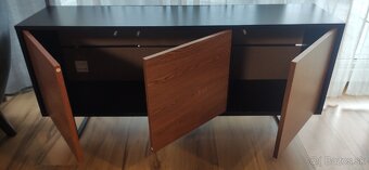 Skrinka pod TV - 2