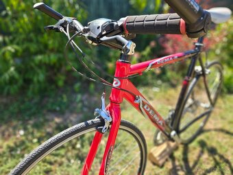 Cestný bicykel DEMA - 2