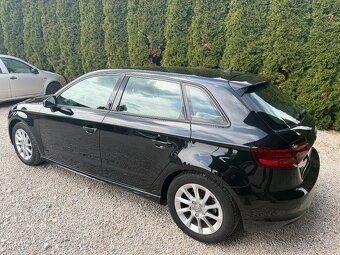 Audi A3 Sportback 1.6 TDI 110k DPF Ambition - 2