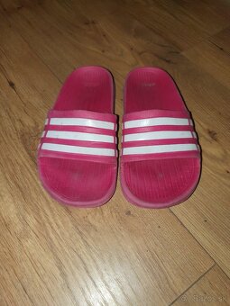 Slapky adidas 30 - 2