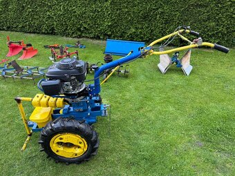 Predám malotraktor Agzat - vari , terra - 2