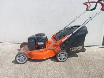 Kosačka s pohonom Oleo Mac - 2