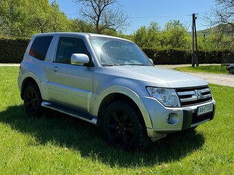 Mitsubishi Pajero IV 3.2 DiD 147kw 2 miestna verzia - 2