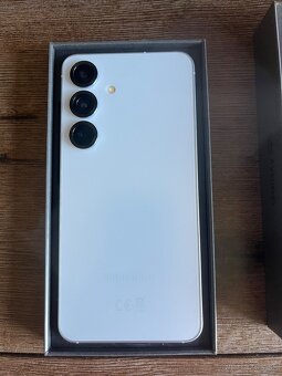 Samsung Galaxy S25 - 2