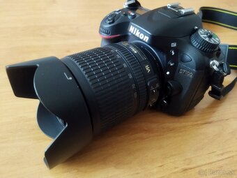 Nikon D 7100  + AF - S - DX Nikkor 18-105mm F 3.5- 5.6 ED VR - 2