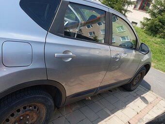 Nissan Qashqai - 2