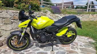 Honda Hornet - 2