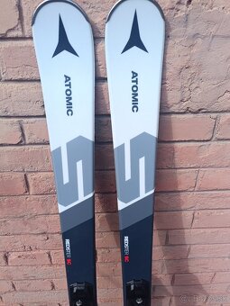 Používané lyže lyže ATOMIC REDSTER SC 154 cm TOP stav - 2