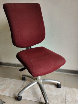 Kancelarska stolicka - 2