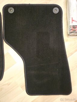 Koberčeky do auta Octavia 4 - 2