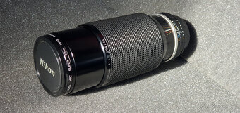 Nikon NIKKOR 80-200mm f/4 AI-s - 2