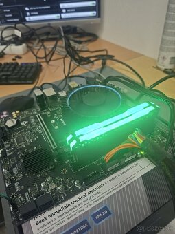 CORSAIR VENGEANCE PRO 16GB 2933MHZ RGB - 2