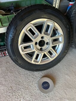 Ford 4x108 15" zimné pneu,185/65 R15 - 2