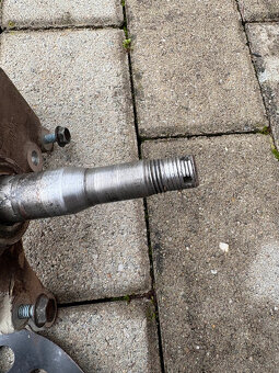 Pravý náboj LTZ 400 - 2