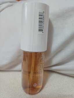 Voňavka Sol De Janeiro. - 2