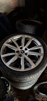 5x112 r18 225/40 r18 - 2