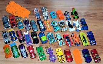 Autíčka kovové- Hot Wheels aj iné - 2