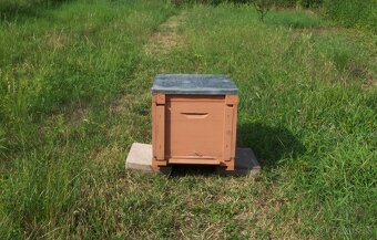 Včelie úle B10, E10 - 2